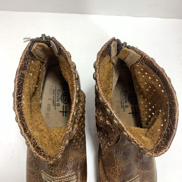 Circle G By Corral Leather Ankle Boots Honey Cut Out & Studs Size 8 Women’s - Picture 14 of 16